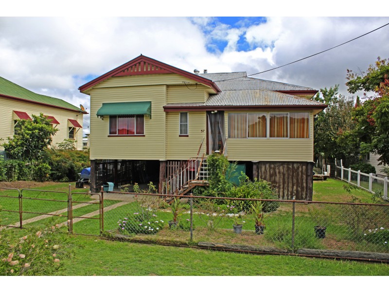 57 Canning St, Warwick QLD 4370
