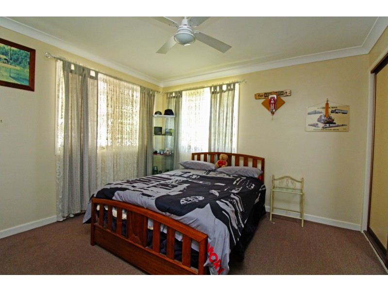 26 Hawker Rd, Warwick QLD 4370