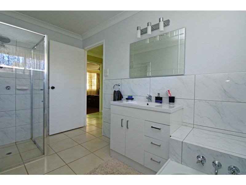 26 Hawker Rd, Warwick QLD 4370