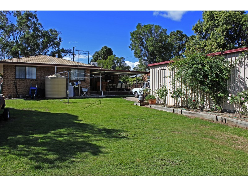 26 Hawker Rd, Warwick QLD 4370