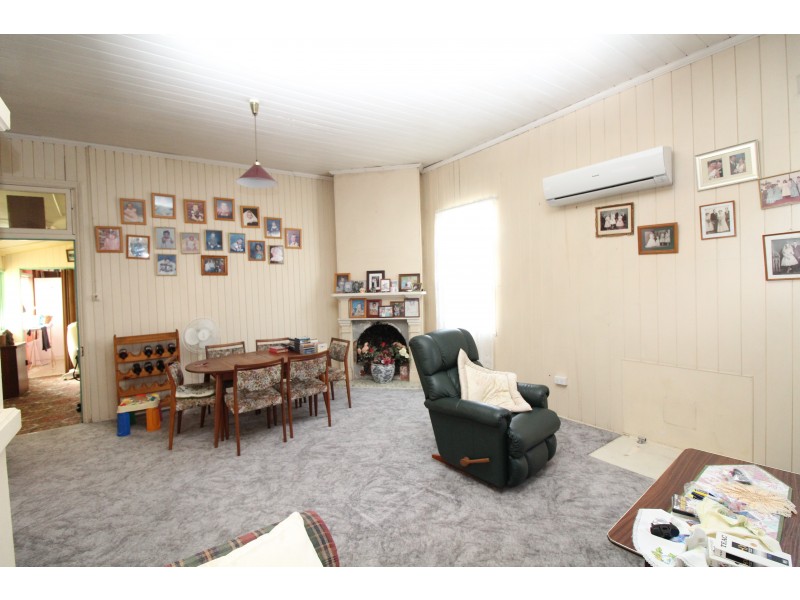 39 Wood St, Warwick QLD 4370