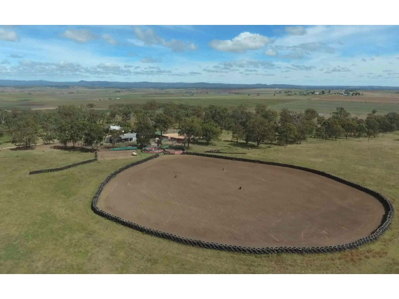 1595 Junabee Rd, Junabee QLD 4370
