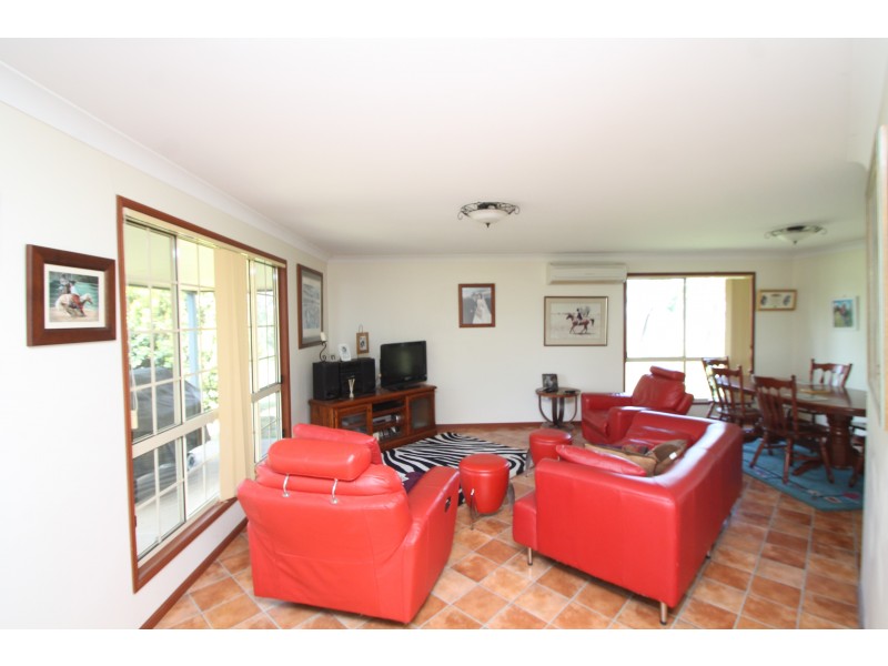 1595 Junabee Rd, Junabee QLD 4370