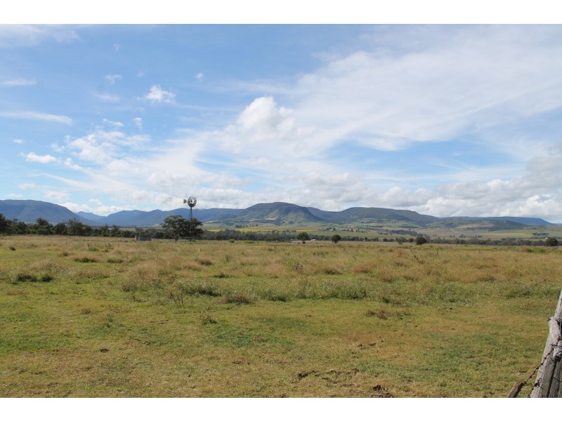 1595 Junabee Rd, Junabee QLD 4370