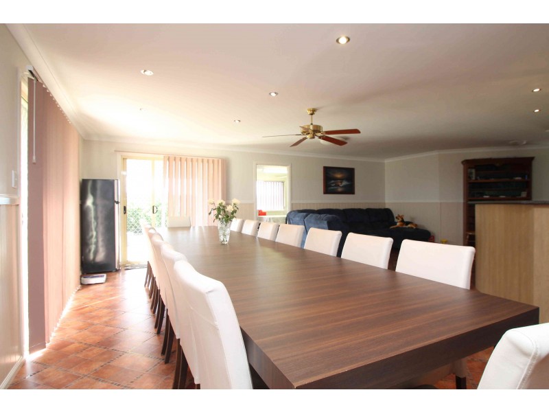 60 Doncaster Dr, Rosenthal Heights QLD 4370