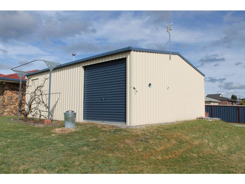 60 Doncaster Dr, Rosenthal Heights QLD 4370