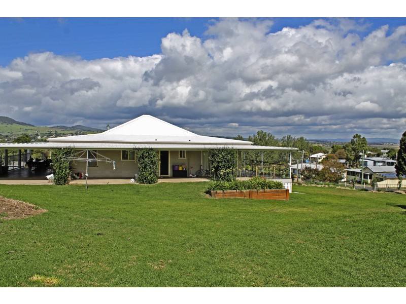 6 Palm St, Killarney QLD 4373