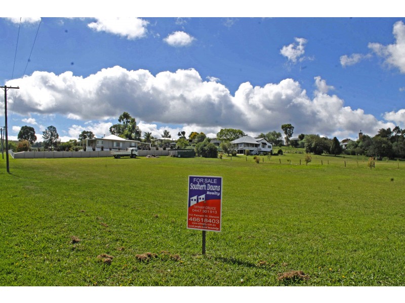 6 Palm St, Killarney QLD 4373