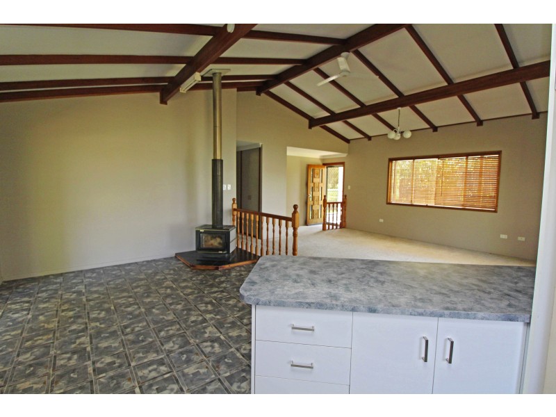 57 Rosenthal Rd, Rosenthal Heights QLD 4370