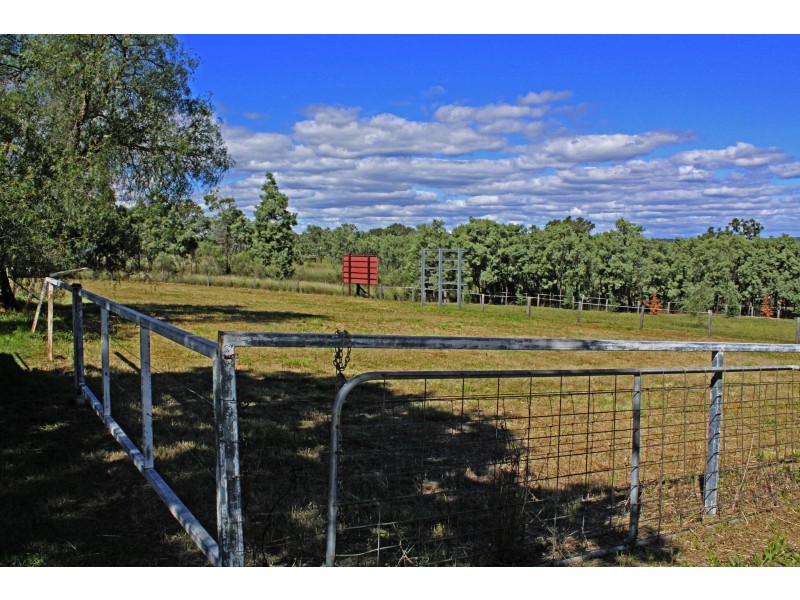 57 Rosenthal Rd, Rosenthal Heights QLD 4370