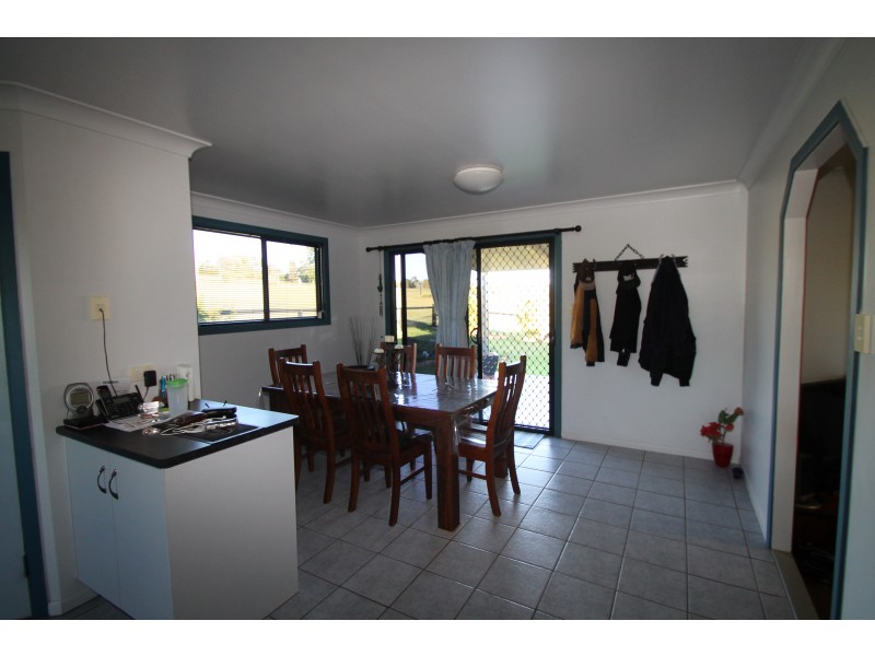 3 Kamarangi Ct, Rosenthal Heights QLD 4370