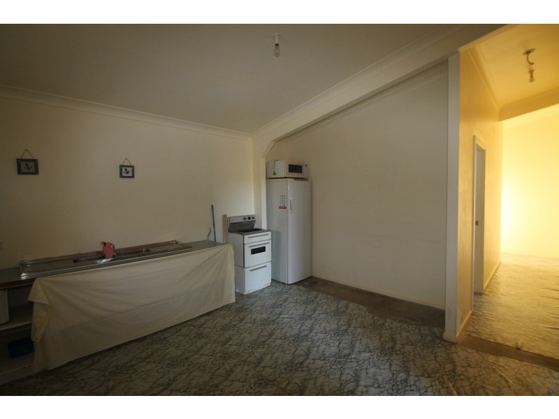 3 Kamarangi Ct, Rosenthal Heights QLD 4370