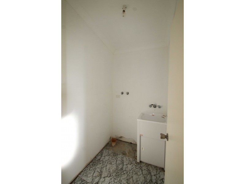 3 Kamarangi Ct, Rosenthal Heights QLD 4370