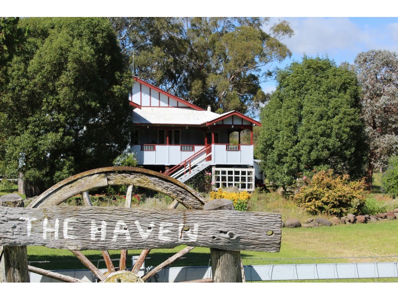 442 Top Swanfels Rd, Swanfels QLD 4371