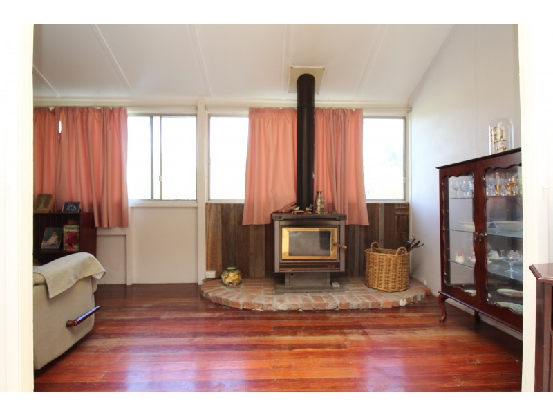 442 Top Swanfels Rd, Swanfels QLD 4371