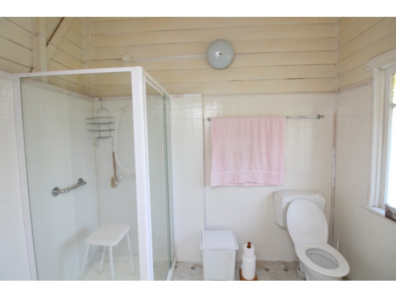 442 Top Swanfels Rd, Swanfels QLD 4371