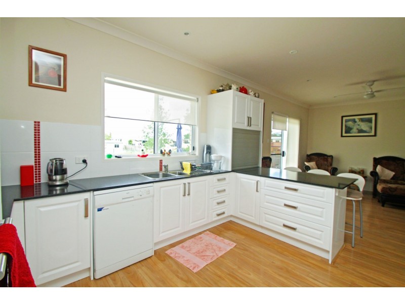 26 Anemone Street, Killarney QLD 4373