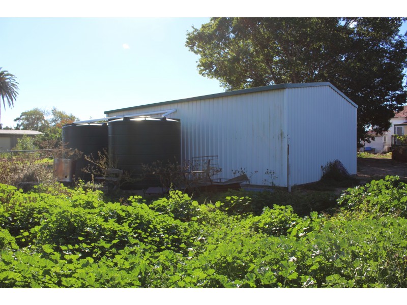 30 Locke St, Warwick QLD 4370