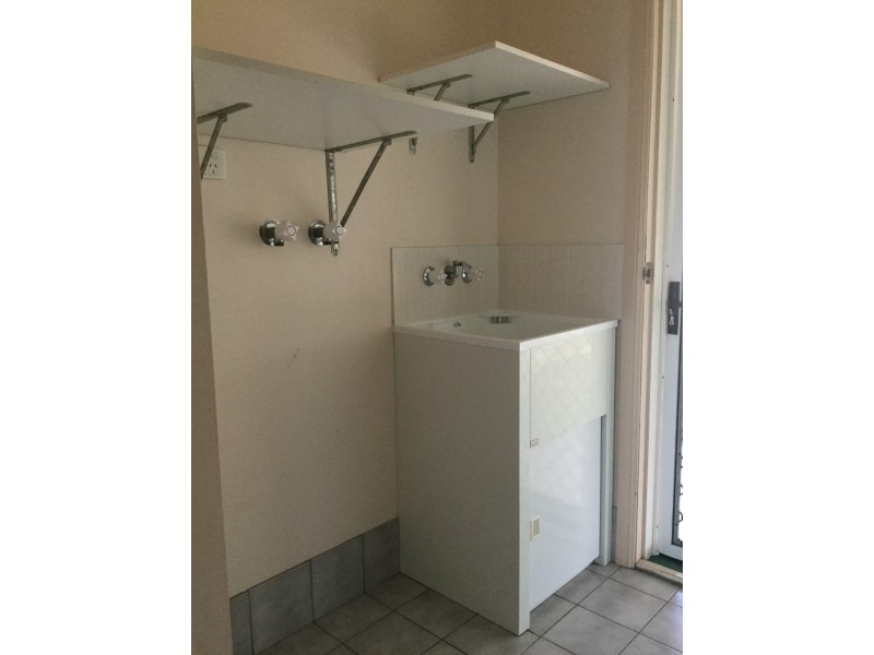 20 Moncrieffe St, Warwick QLD 4370