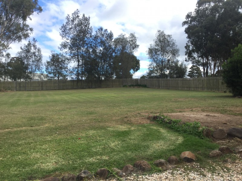 20 Moncrieffe St, Warwick QLD 4370