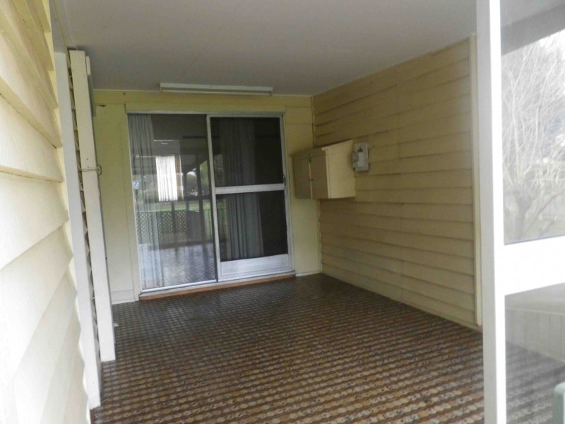 10A Locke St, Warwick QLD 4370