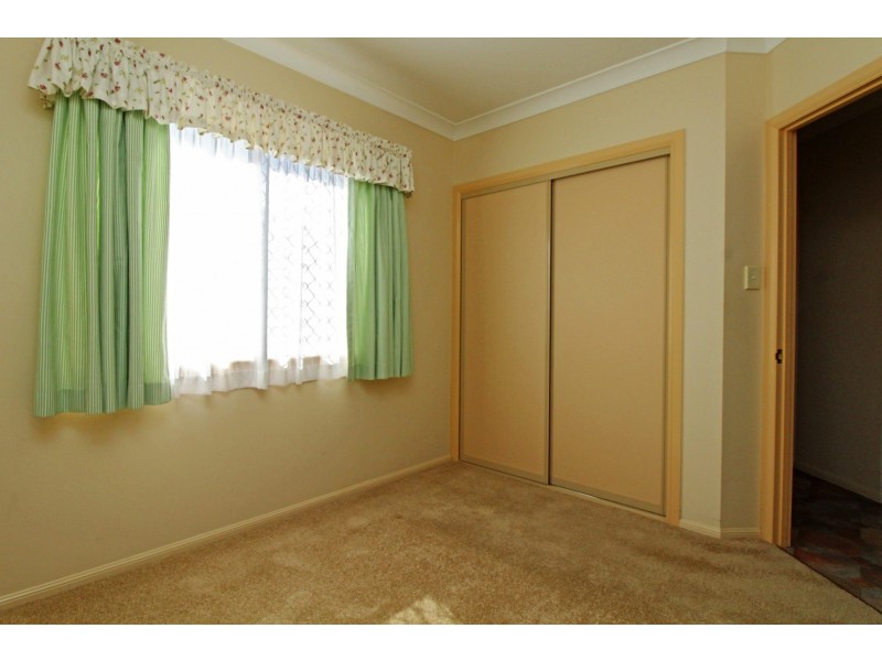 2/2 Bell Pl, Warwick QLD 4370