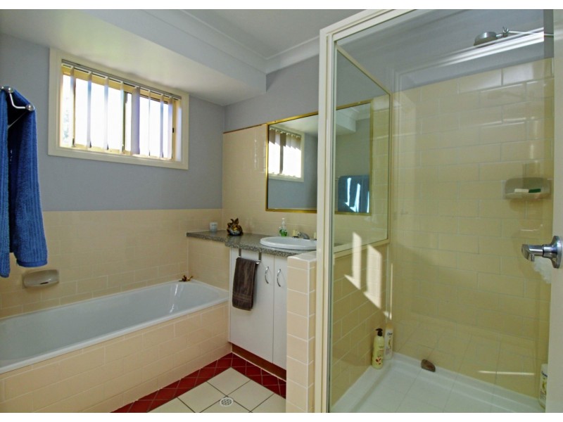 15 Fairway Dr, Warwick QLD 4370