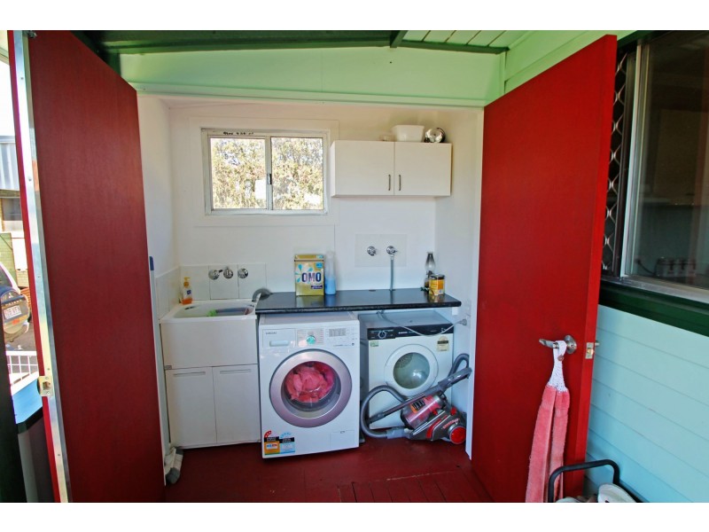 2 Batterham Street, Warwick QLD 4370