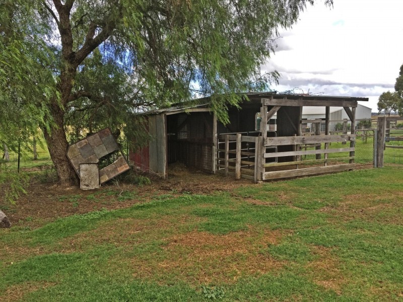 9 Swan Creek Hall Rd, Swan Creek QLD 4370