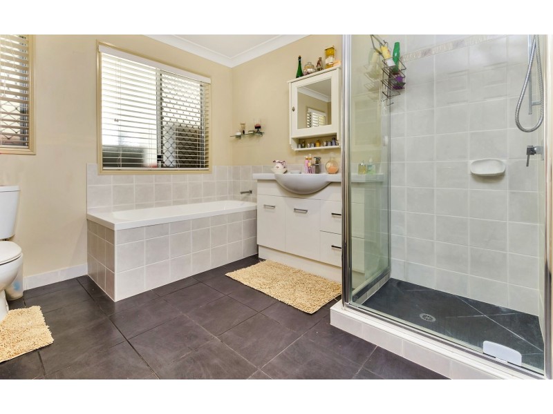 9 Derain Drive, Warwick QLD 4370