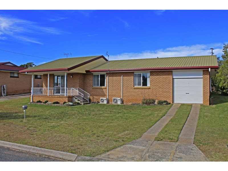 16 Wilkinson St, Warwick QLD 4370