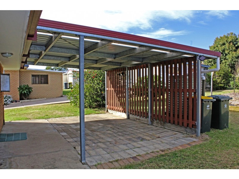 16 Wilkinson St, Warwick QLD 4370