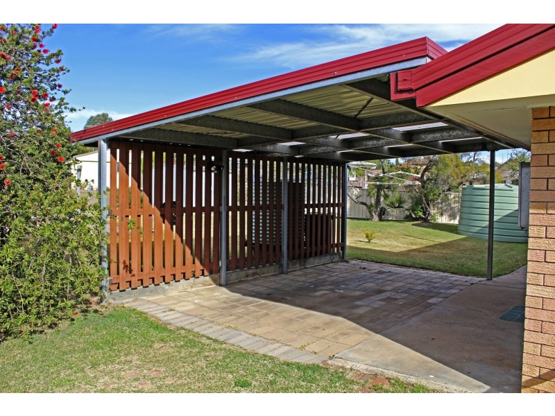 16 Wilkinson St, Warwick QLD 4370