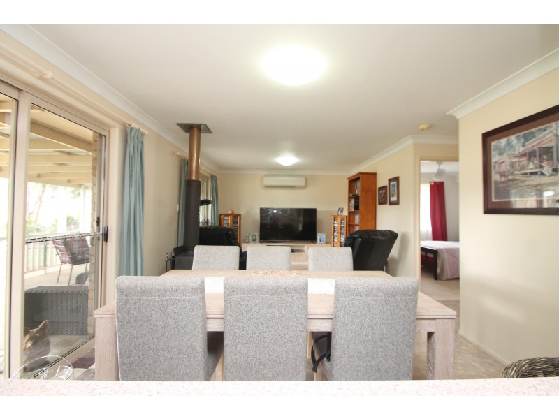 1128 Goomburra Rd, Goomburra QLD 4362