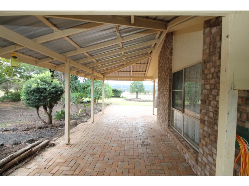 1128 Goomburra Rd, Goomburra QLD 4362