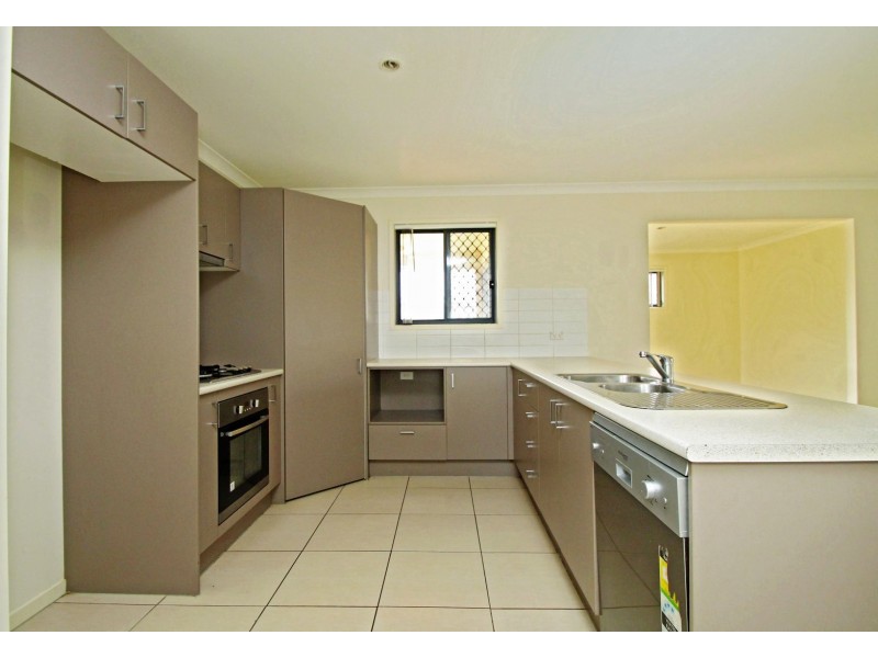 11 Capital Drive, Warwick QLD 4370