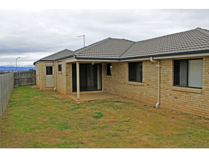 11 Capital Drive, Warwick QLD 4370