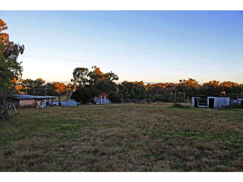 8 Glen Road, Warwick QLD 4370