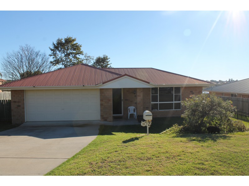 20 Boronia Dr, Warwick QLD 4370