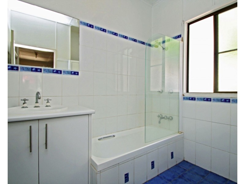 14 Gore St, Warwick QLD 4370