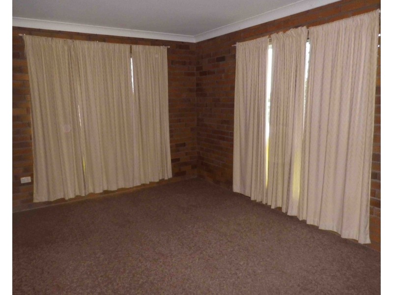 1/2 McEniery Street, Warwick QLD 4370