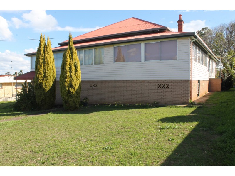 3 Merry St, Warwick QLD 4370