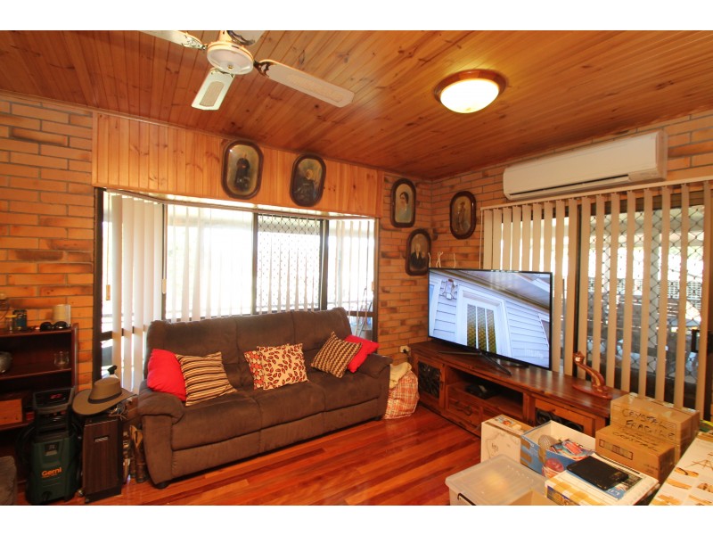 214 Wood St, Warwick QLD 4370
