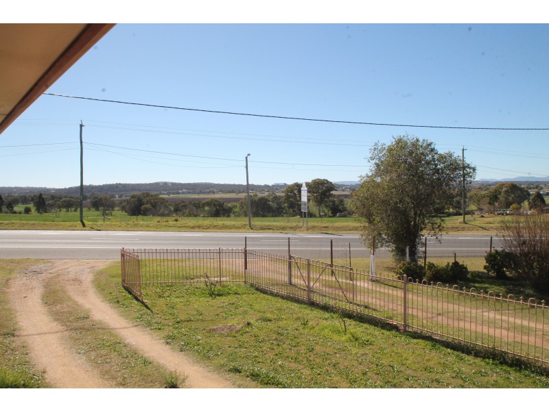 214 Wood St, Warwick QLD 4370