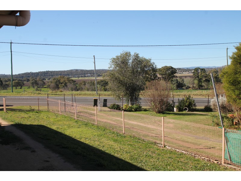 214 Wood St, Warwick QLD 4370