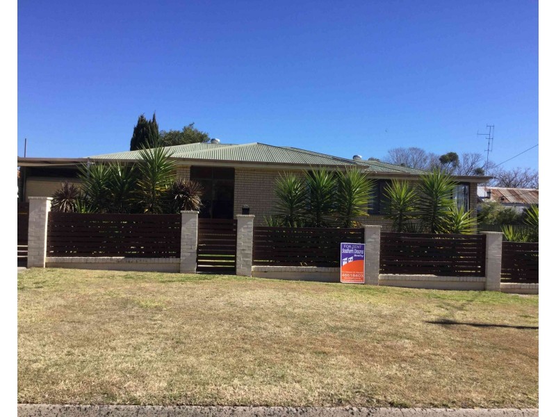13 William St, Warwick QLD 4370