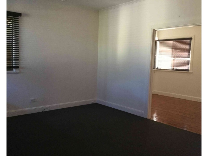13 William St, Warwick QLD 4370