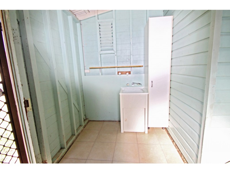 28 Wallace St, Warwick QLD 4370