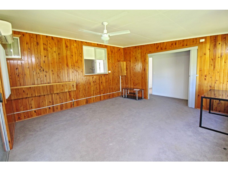 2 Ross St, Warwick QLD 4370