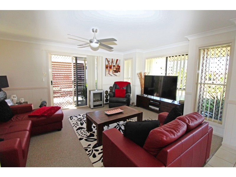 8 Willow St, Warwick QLD 4370